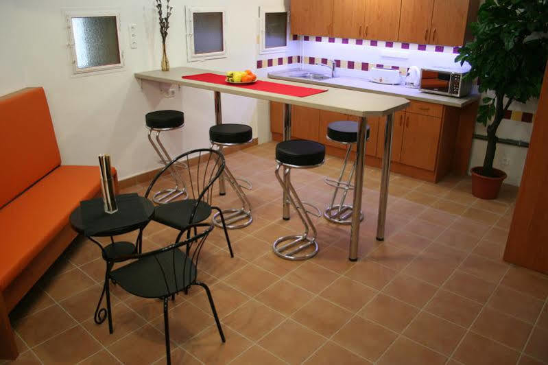Walking Bed Budapest Downtown Hostel Luaran gambar